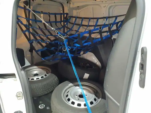 Opel Combo view 10
