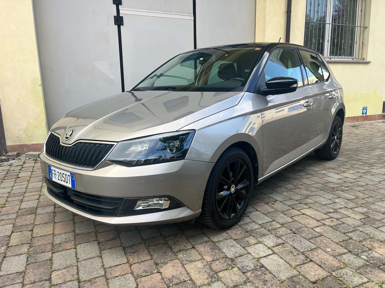 Skoda Fabia Fabia III Berlina 1.4 tdi Twin Color Design Edition Nero 75cv