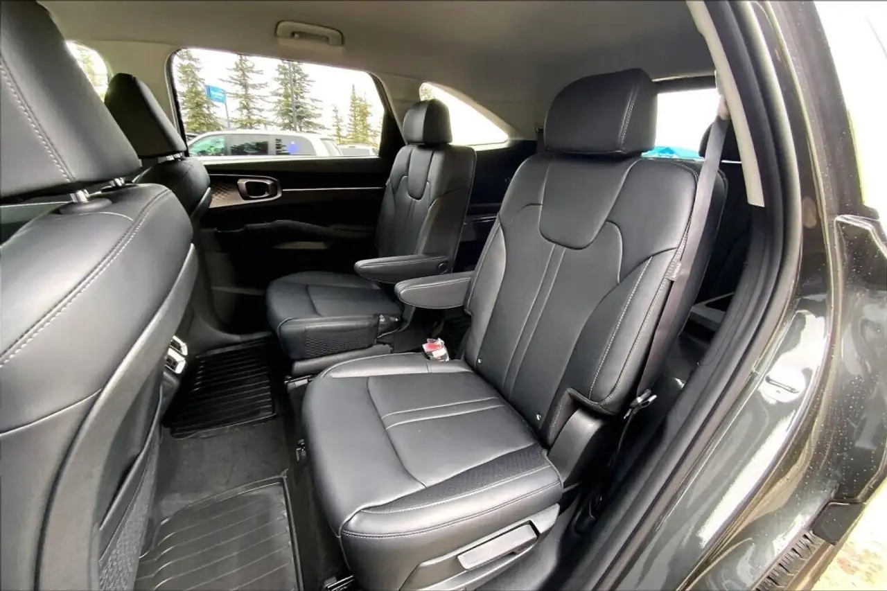 Kia Sorento снимка Kia Sorento