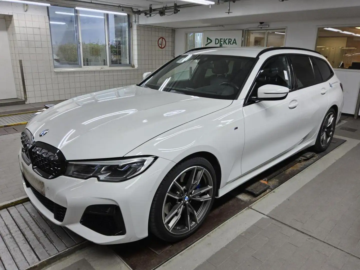 BMW 340 xDRIVE TOURING SHADOW/19Z./LASER/HuD/LIVE Weiß - 1