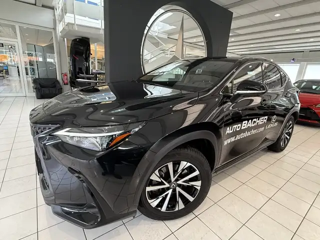 Lexus NX 450h+ NX 450 h+ E-Four Ansicht 3