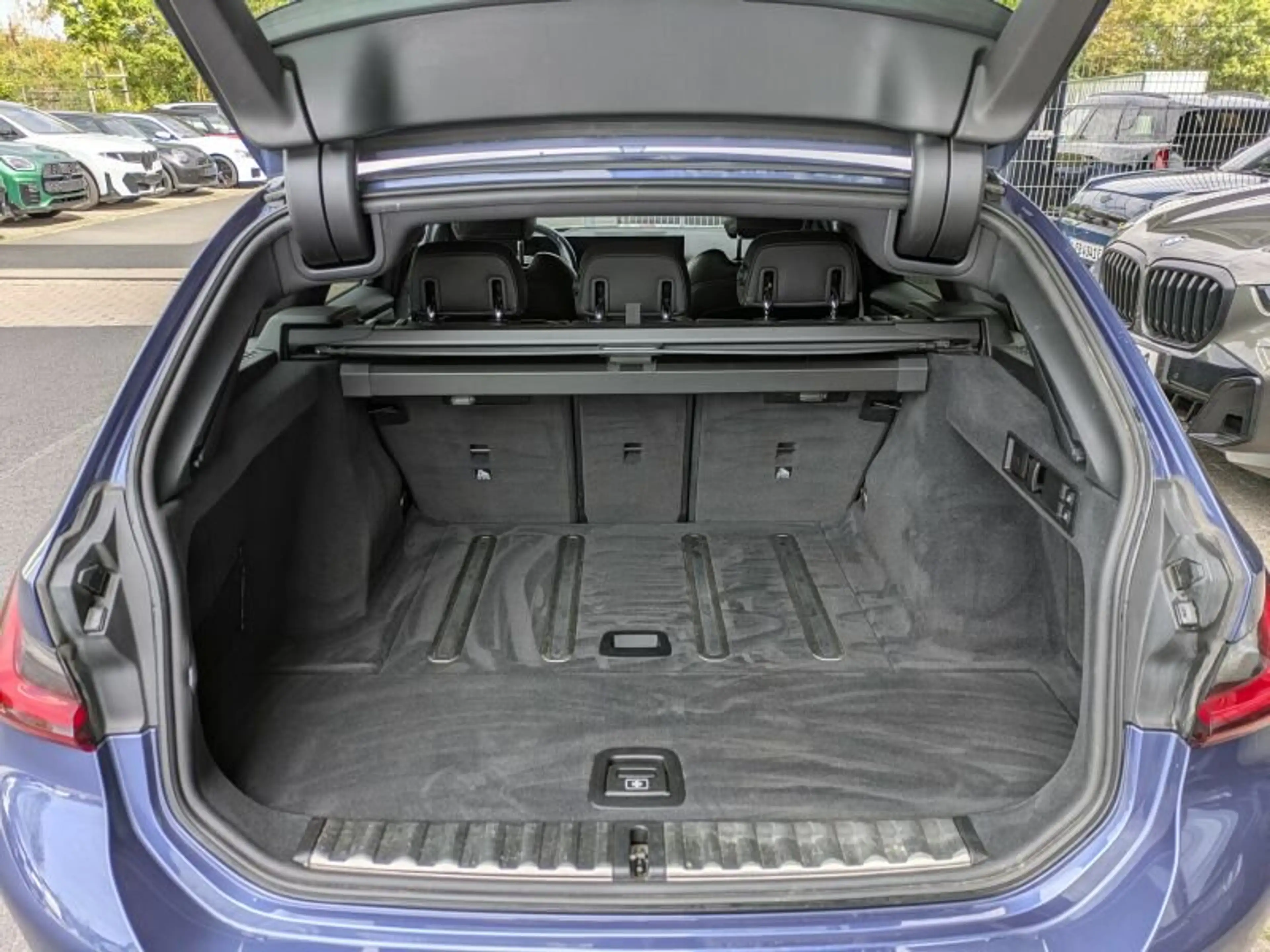 Alpina B3 — photo 11