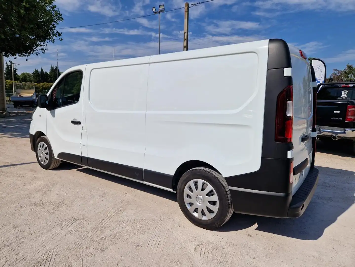 Renault Trafic L2H1 GRAND CONFORT DCI 120 CV - 2