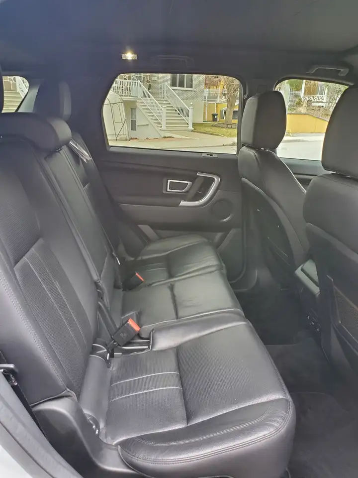 Land Rover Discovery Sport снимка Land Rover Discovery Sport