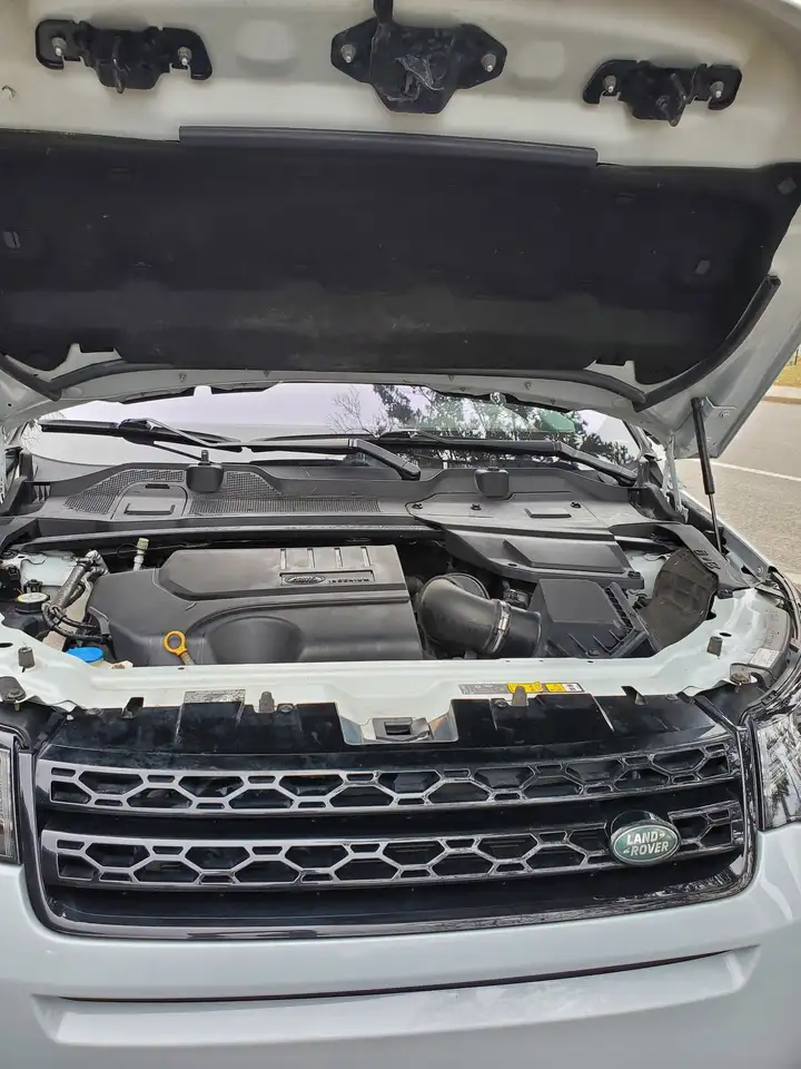Land Rover Discovery Sport снимка Land Rover Discovery Sport