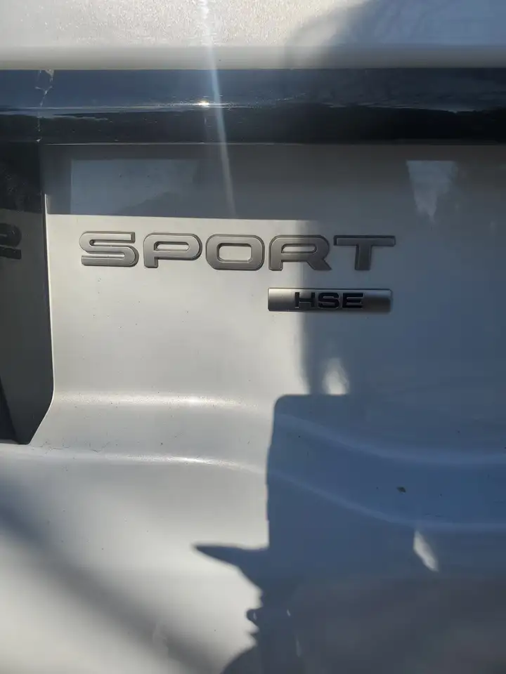 Land Rover Discovery Sport снимка Land Rover Discovery Sport