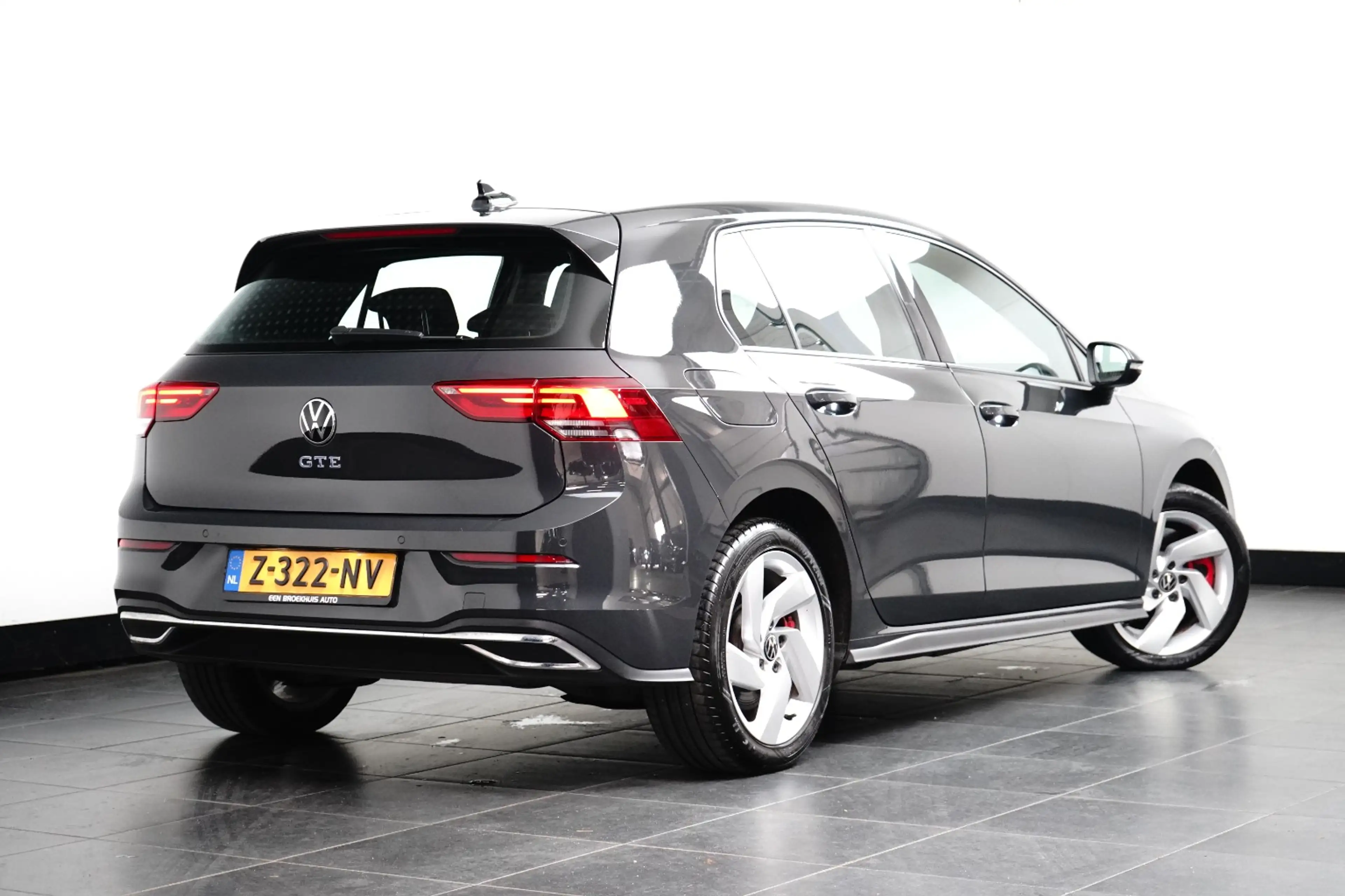 Volkswagen Golf GTE 1.4 eHybrid | Achteruitrijcamera | Full-LED koplam — photo 5