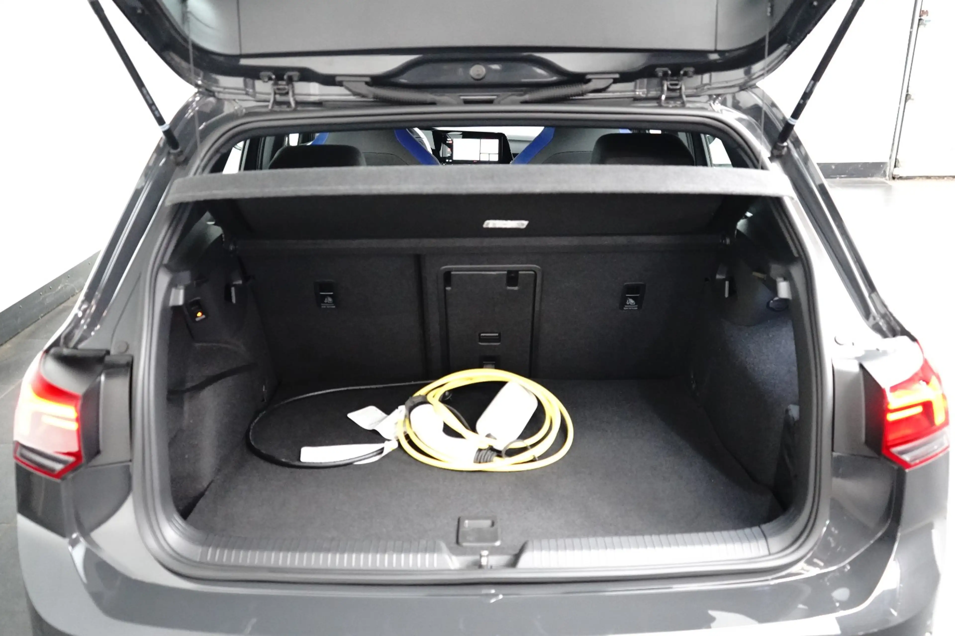 Volkswagen Golf GTE 1.4 eHybrid | Achteruitrijcamera | Full-LED koplam — photo 14