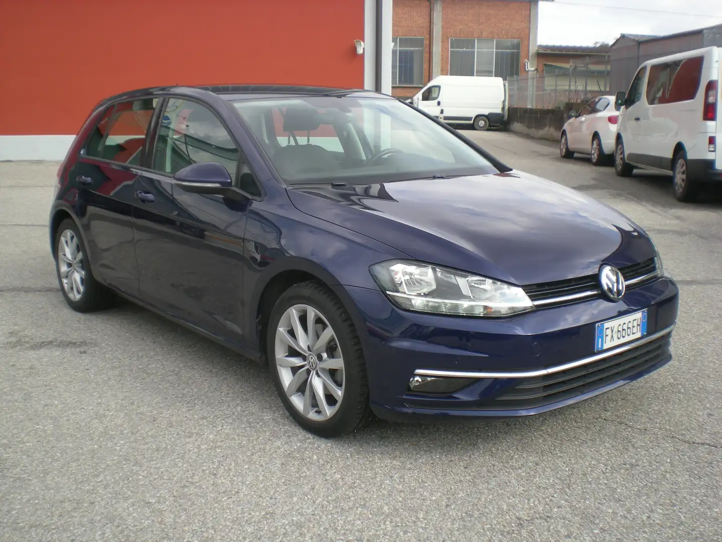 Volkswagen Golf 5p 1.6 tdi Executive 115cv Blu/Azzurro - 2