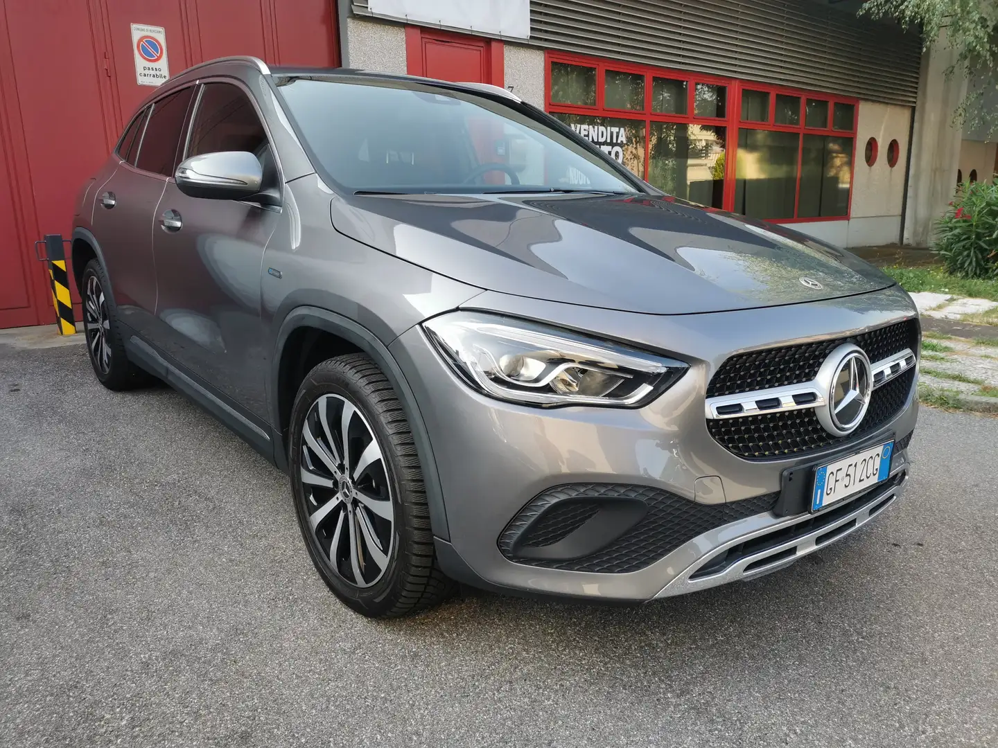 Mercedes-Benz GLA 250 GLA-H250e phev (eq-power) Sport Plus auto Gri - 1