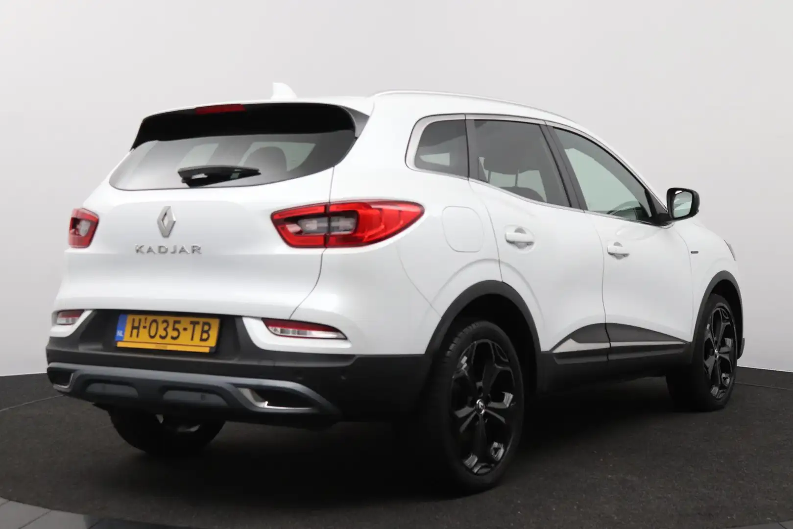 Renault Kadjar 1.3 TCe 160pk Black Edition Wit - 2