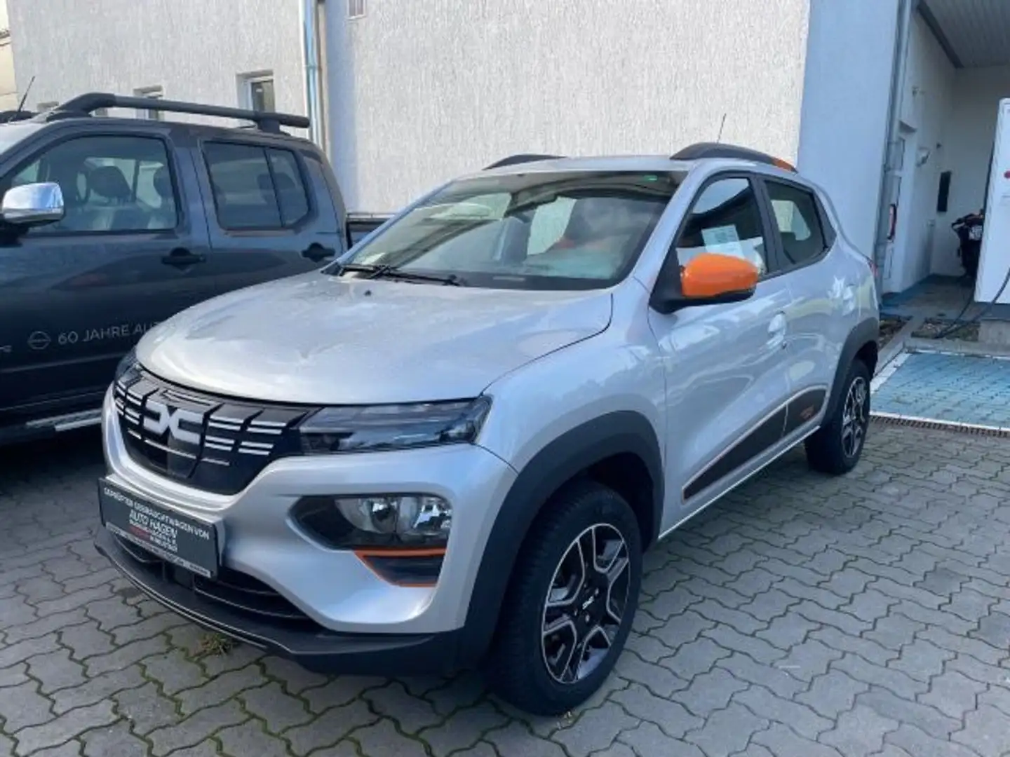 Dacia Spring Electric 45 Essential 14" GJR Einparkhilf Grau - 2
