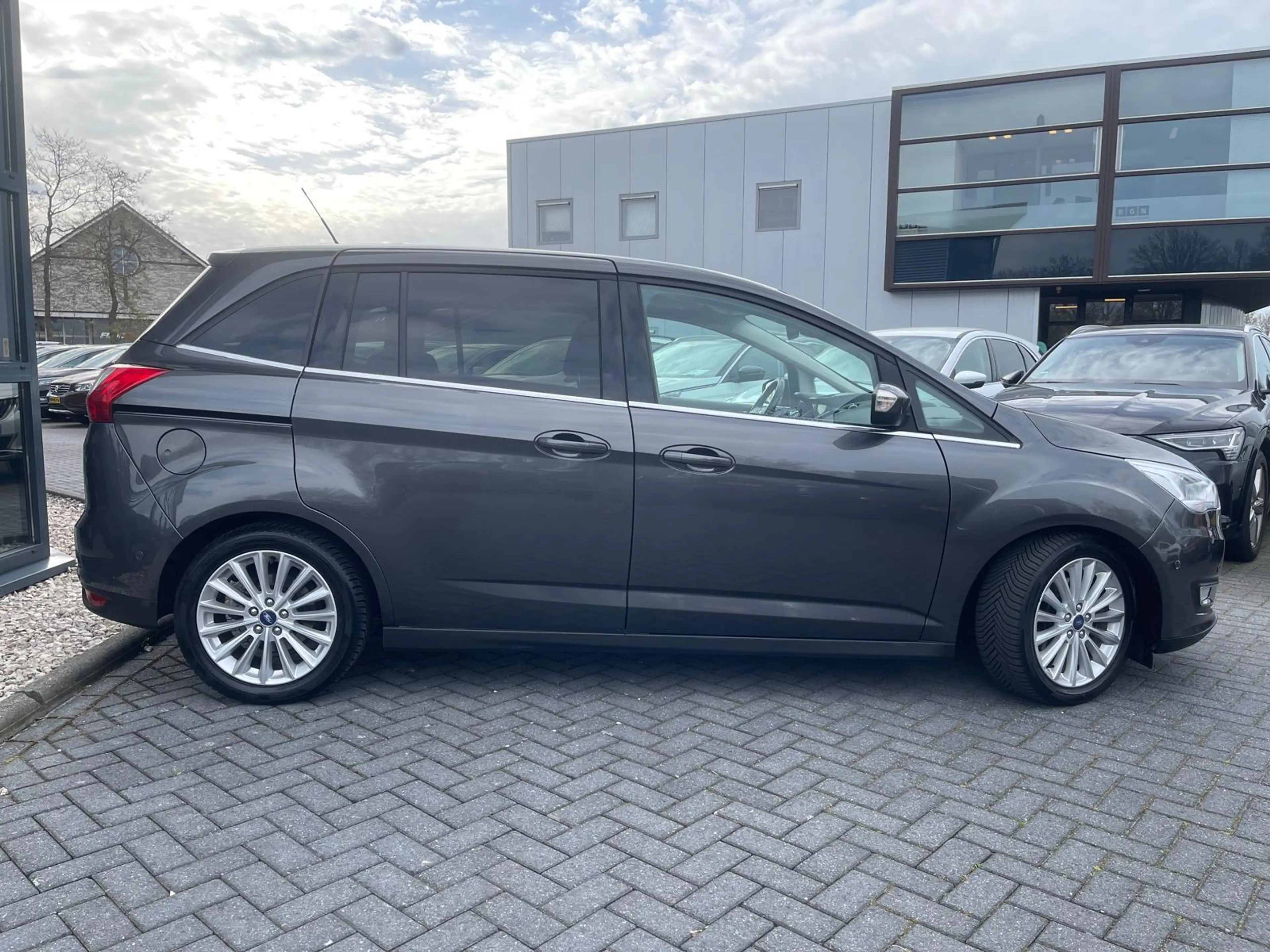 Ford Grand C-Max 1.0 Titanium | 7 Persoons | Schuifdeuren | PDC | L — photo 7