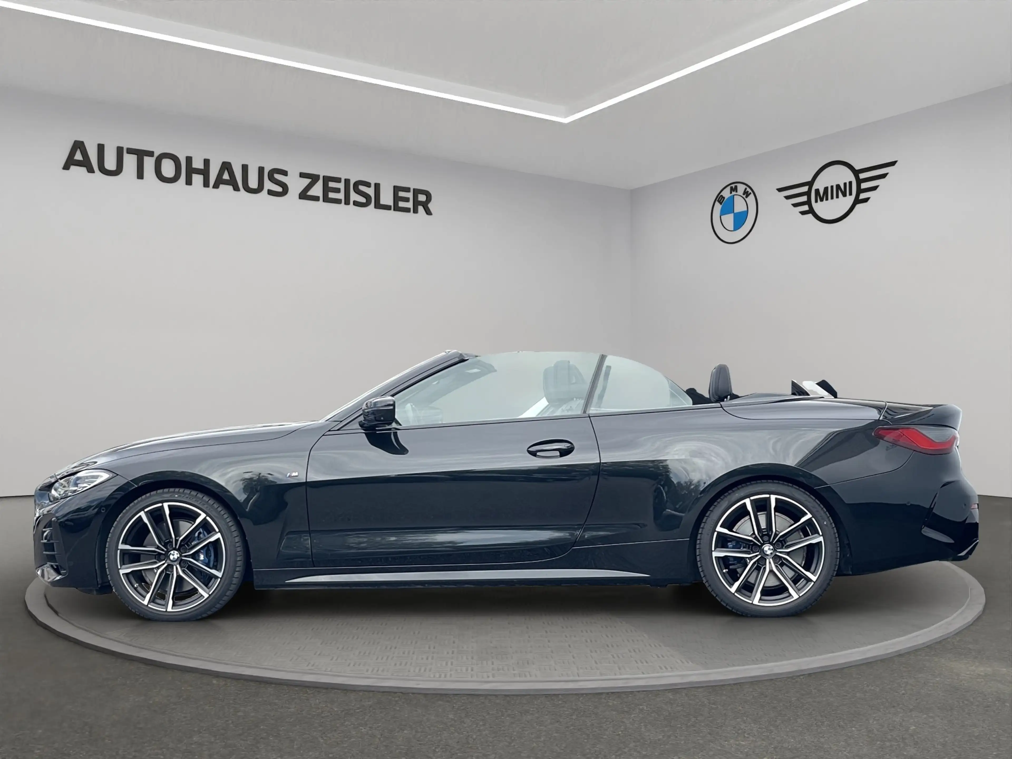 BMW 440 M440i Cabrio — photo 4