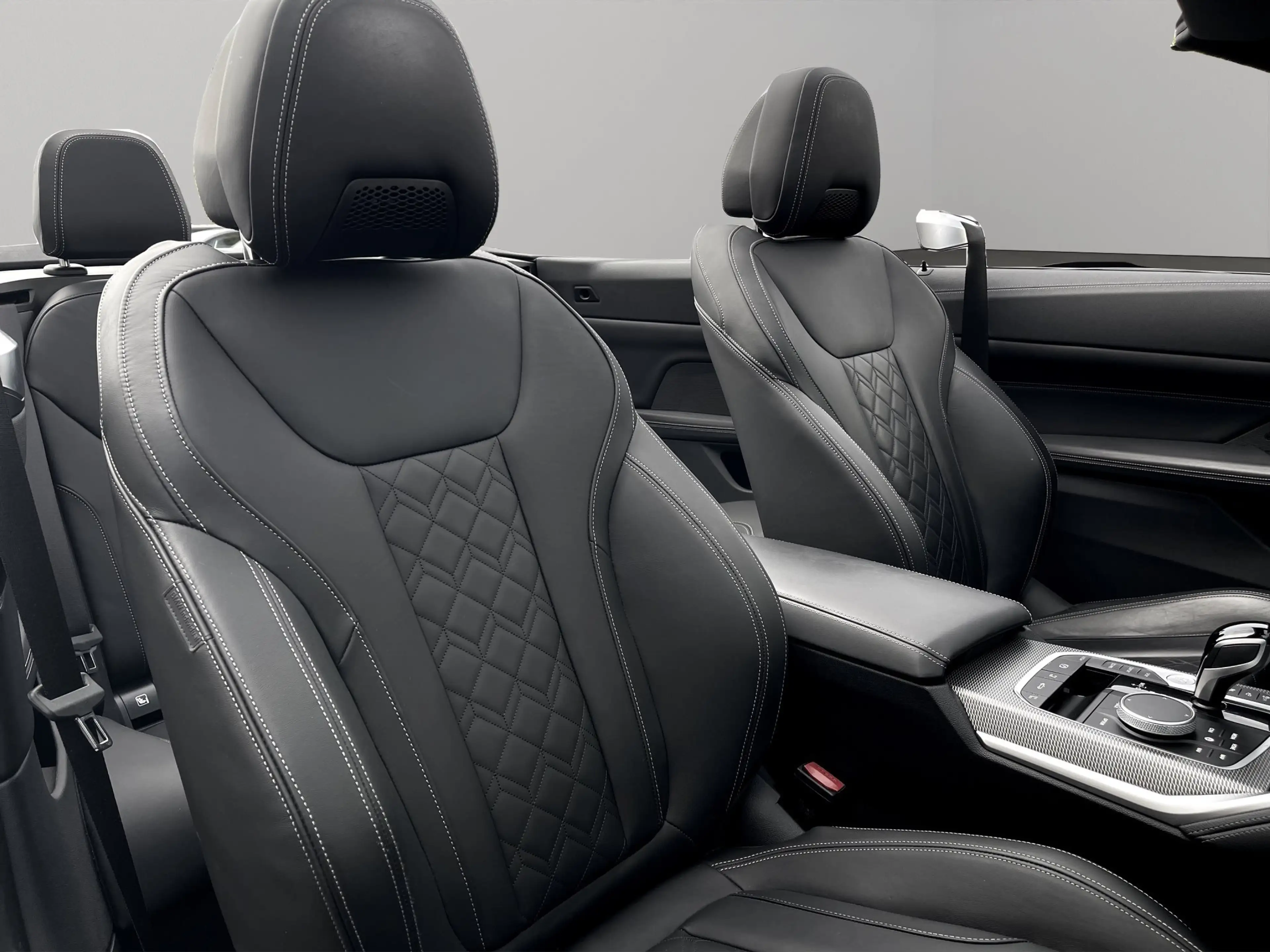 BMW 440 M440i Cabrio — photo 12