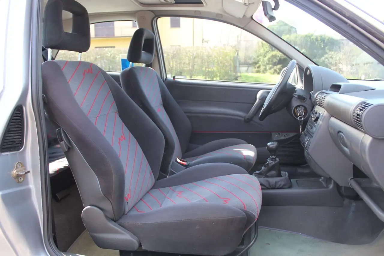 Opel Corsa 3p 1.6 16v GSI c/abs,SS, foto 3