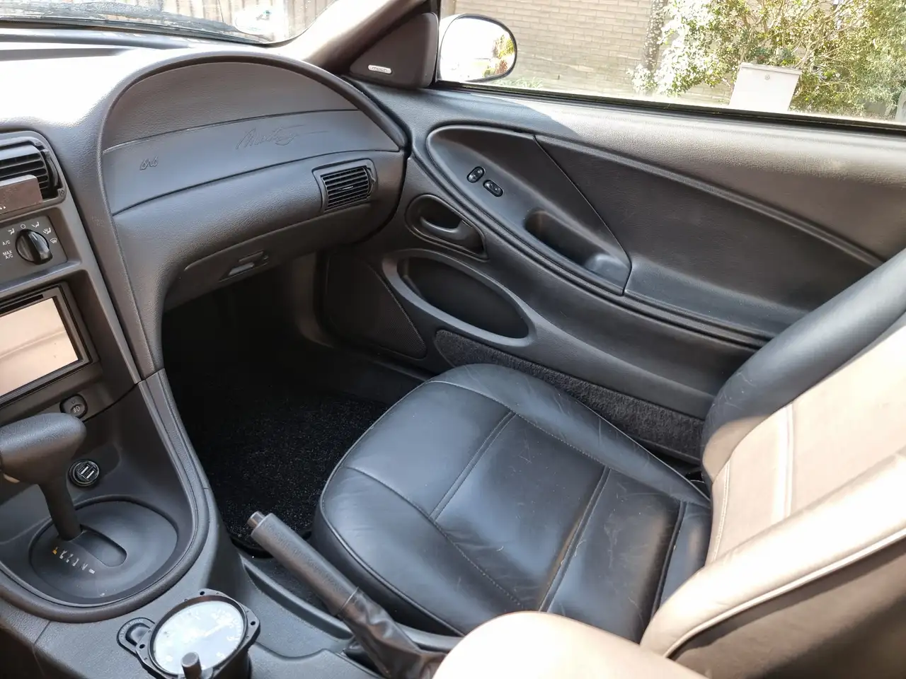 Ford Mustang 3.8 V6 Convertible, foto 8