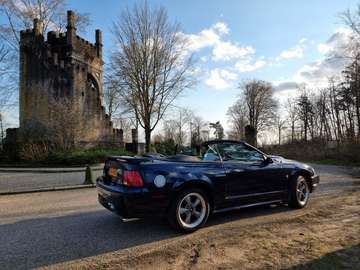 Mustang 3.8 V6 Convertible