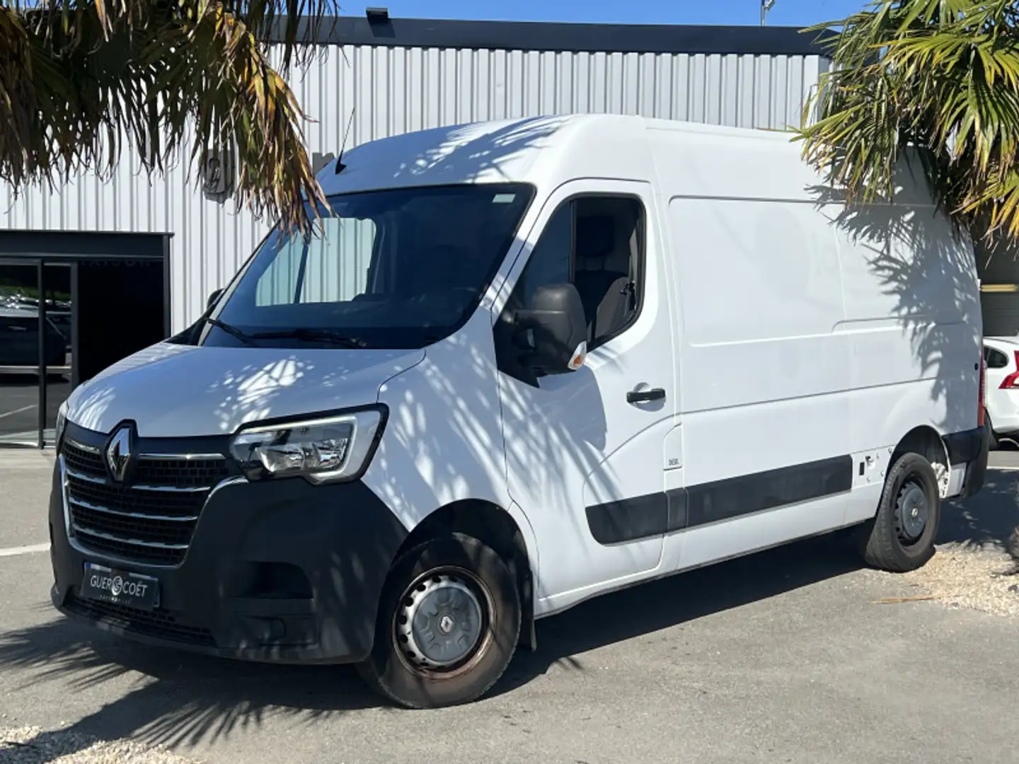 Renault Master F3300 L2H2 2.3 DCI 135CH GRAND CONFORT E6 Blanc - 1