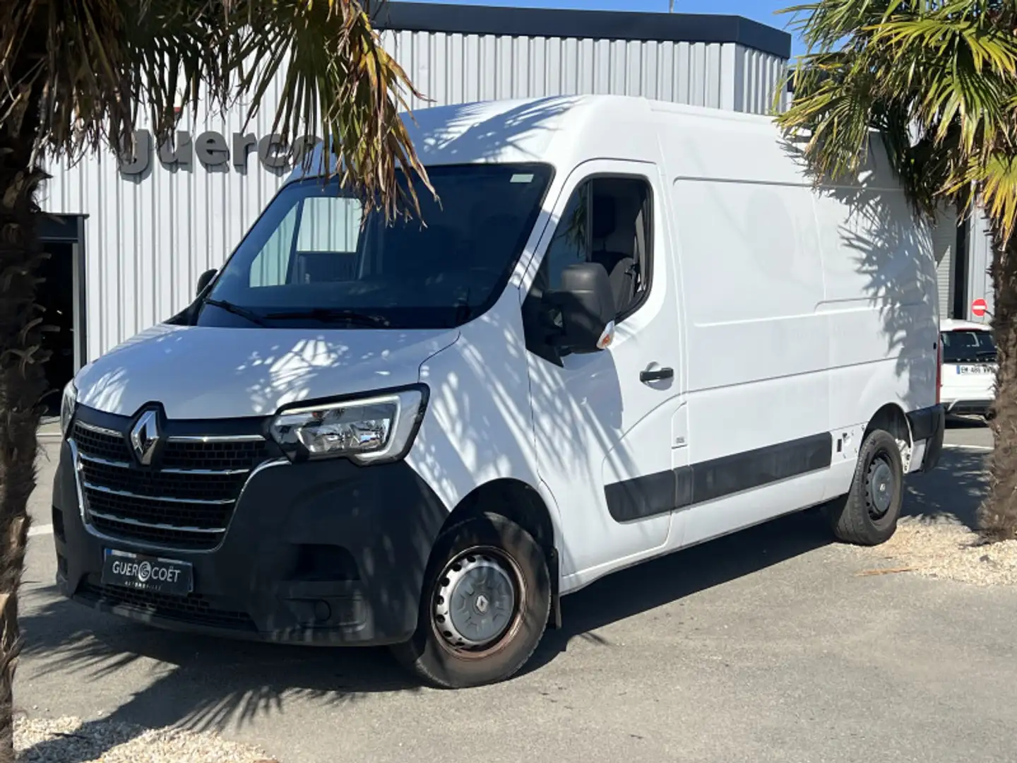 Renault Master F3300 L2H2 2.3 DCI 135CH GRAND CONFORT E6 Blanc - 2