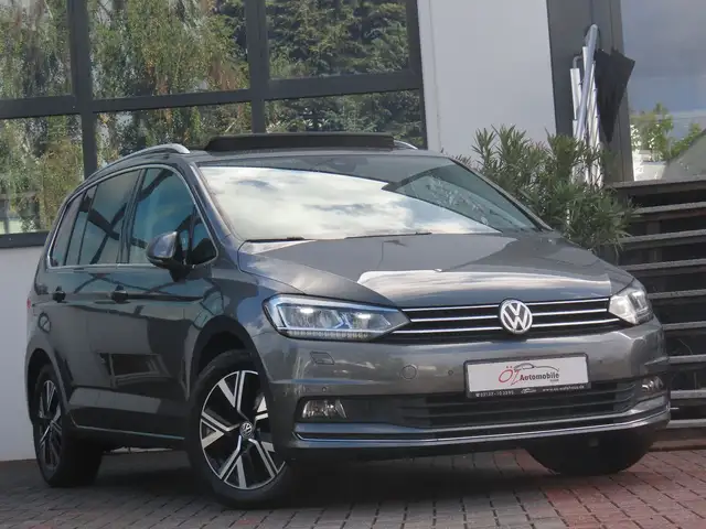 Volkswagen Touran 1.5 TSI DSG Massage Panorama AHK