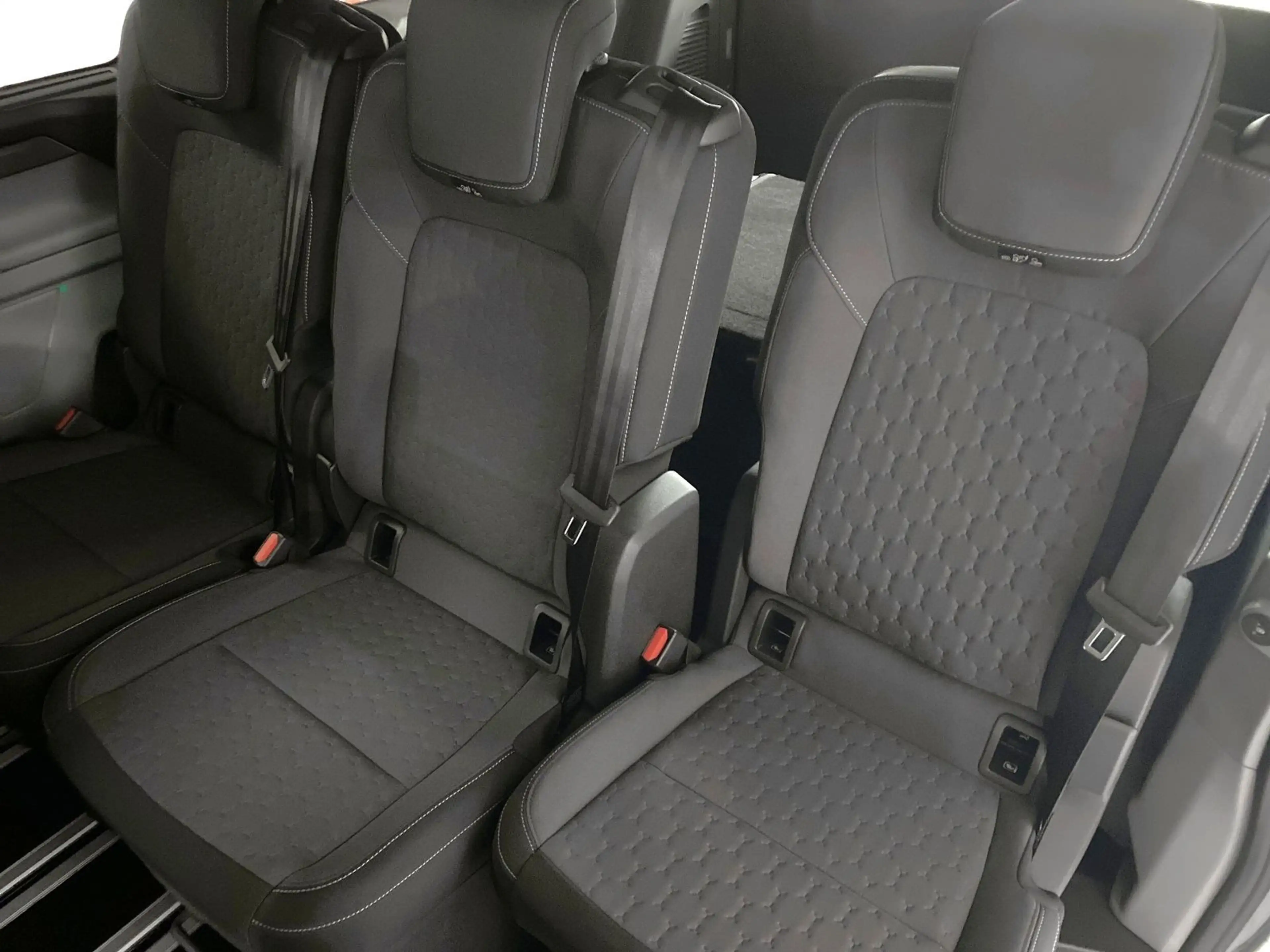 Ford Tourneo Custom 2.0 EcoBlue 320 L1 Titanium FWD — photo 15