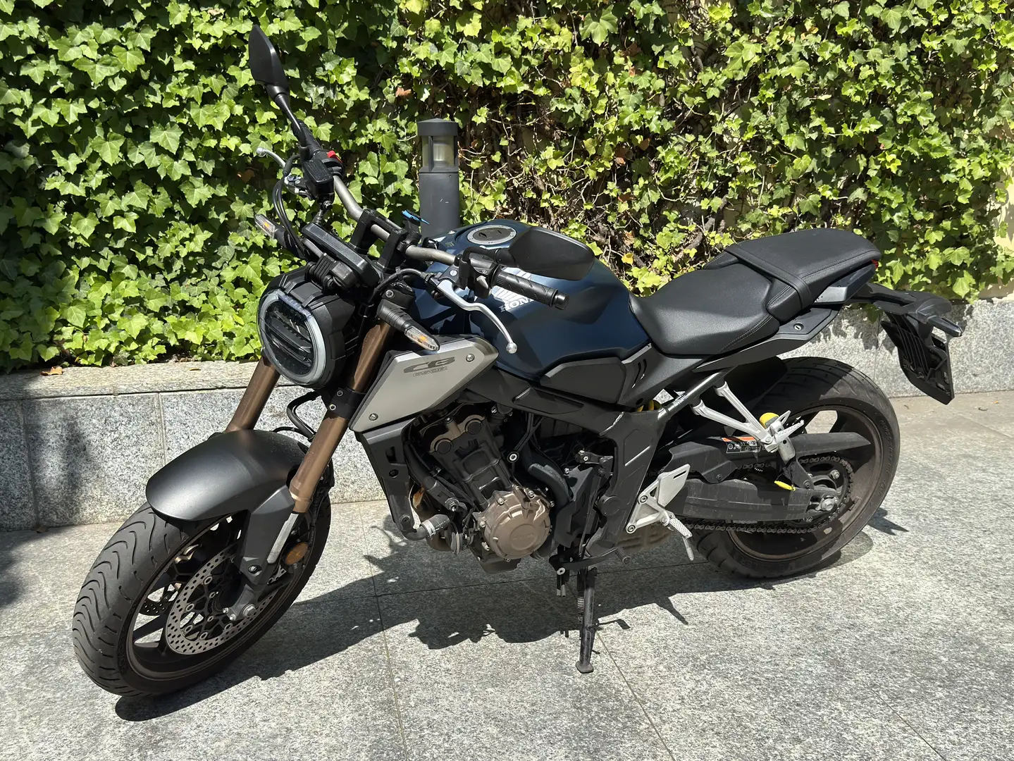 Honda CB 650 r abs - 1