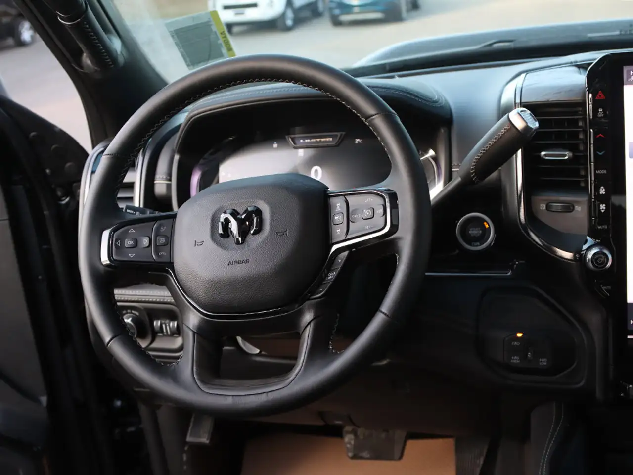 RAM 3500 снимка RAM 3500