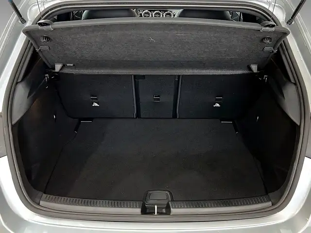 Mercedes-Benz A view 8