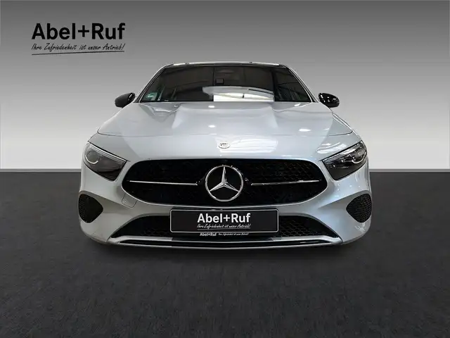 Mercedes-Benz A view 2
