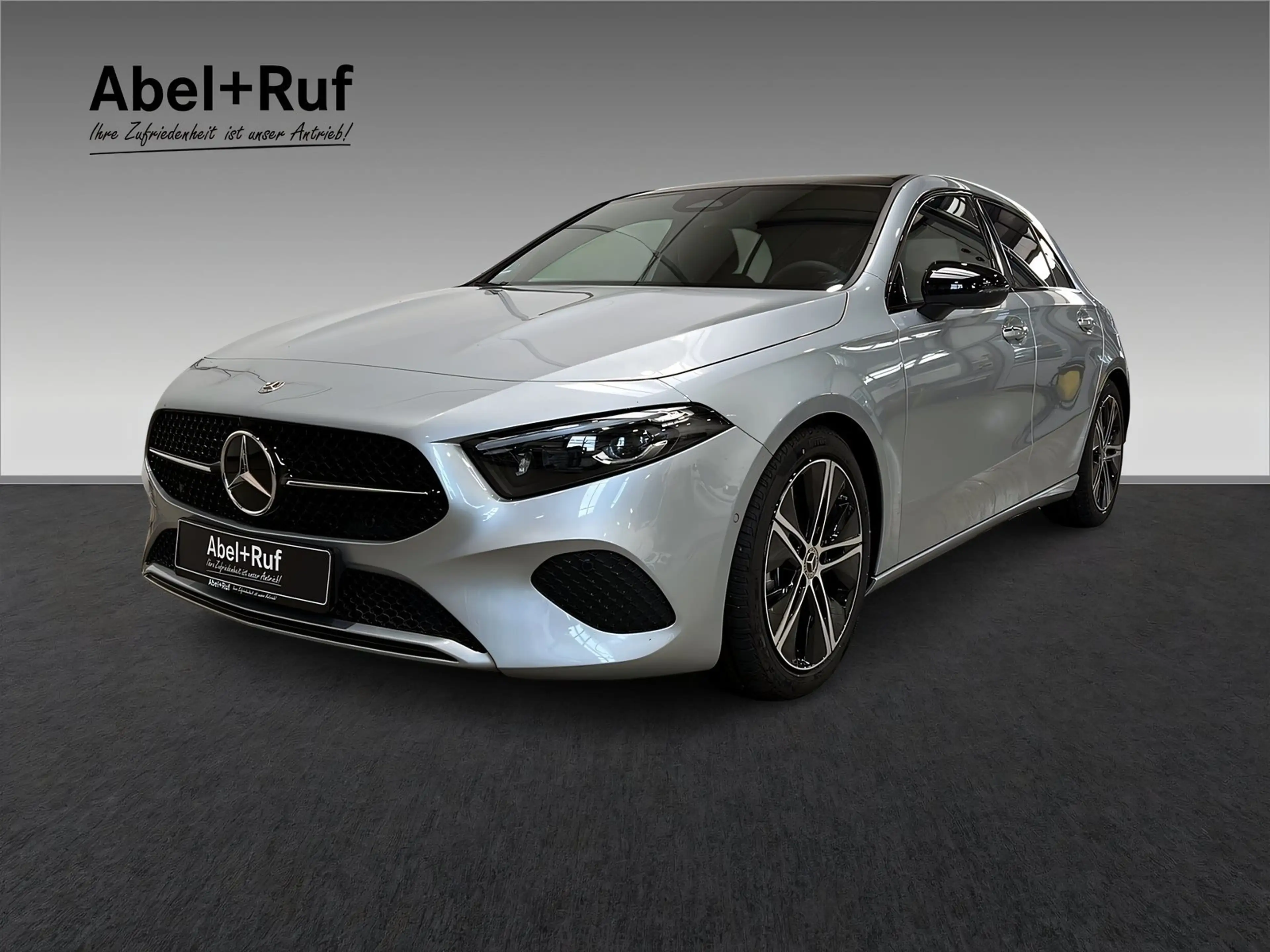 Mercedes-Benz A 200 PROGRESSIVE+NIGHT+MULTI+Pano+Kam+SHz+TotW