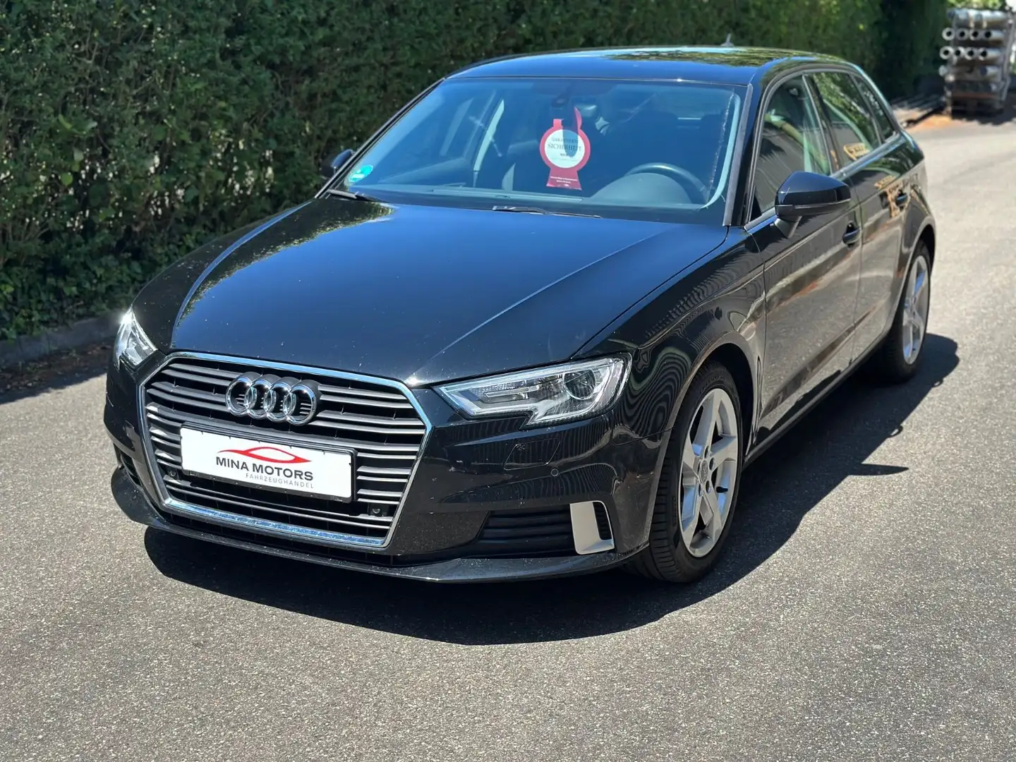 Audi A3 Sportback 30 TDI sport*Virteull*Assist*LED* Zwart - 1