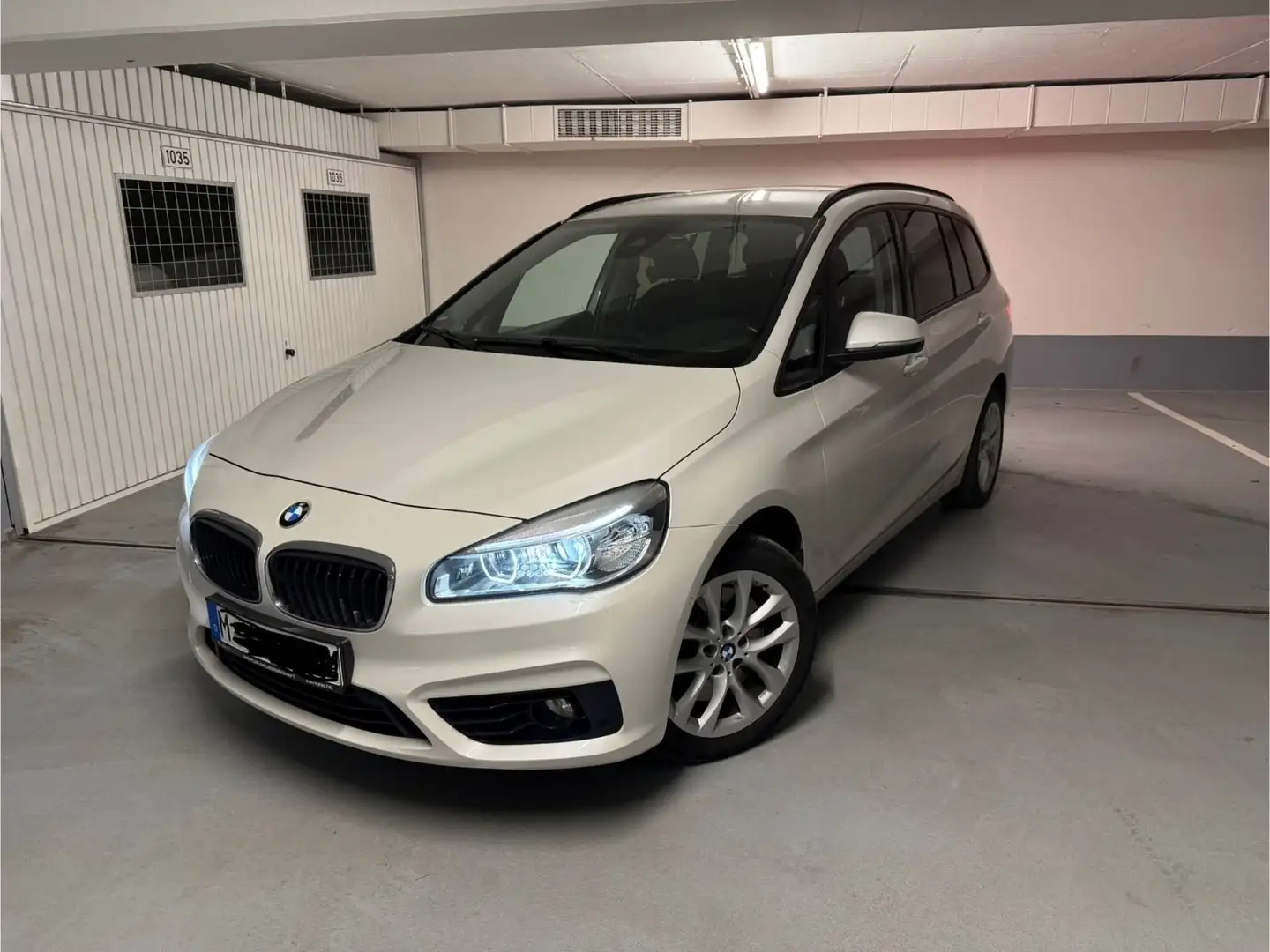 BMW 220 220d Gran Tourer Aut. Advantage Sport Weiß - 1