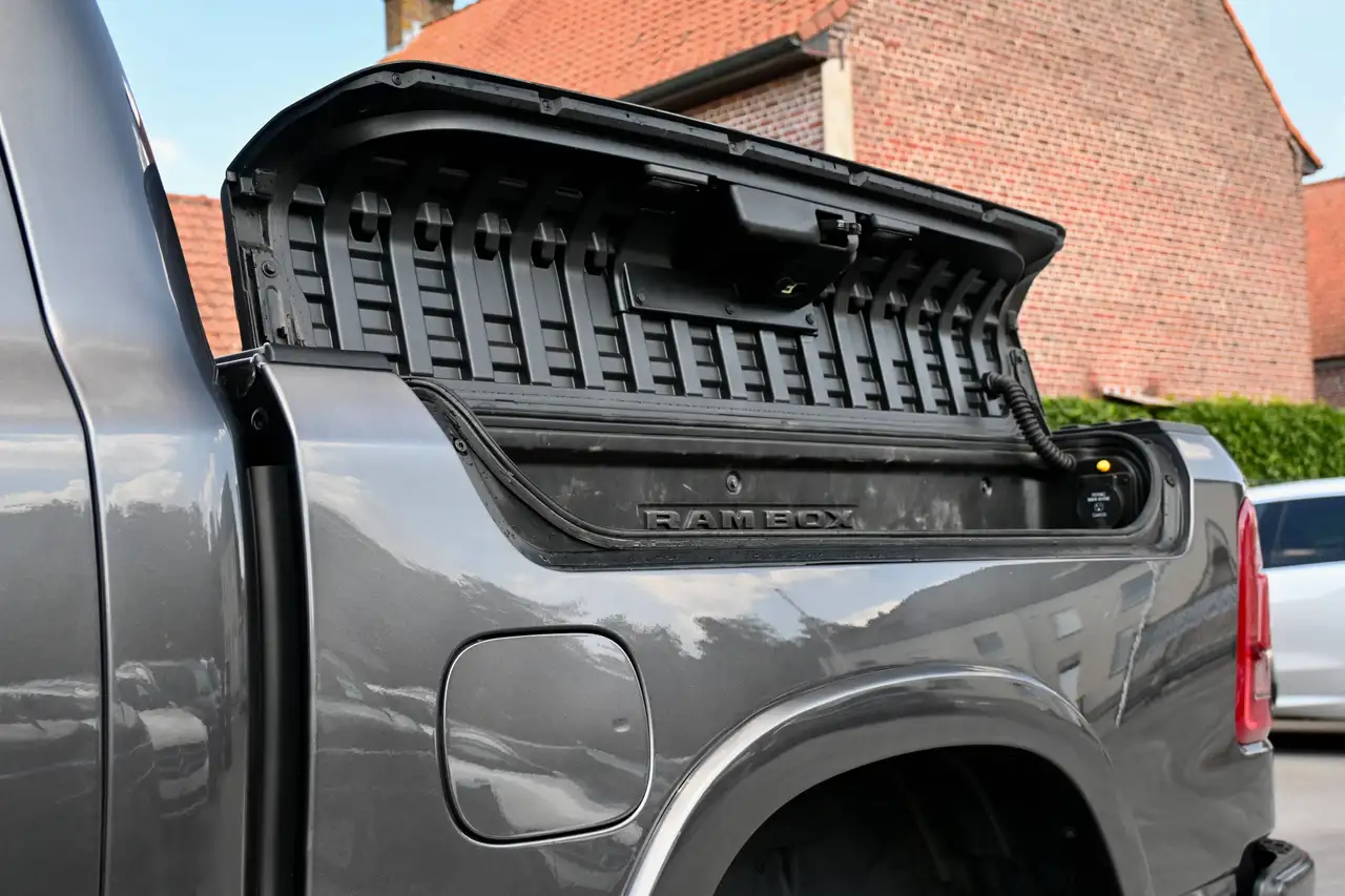 Dodge RAM 2022 — фото 10