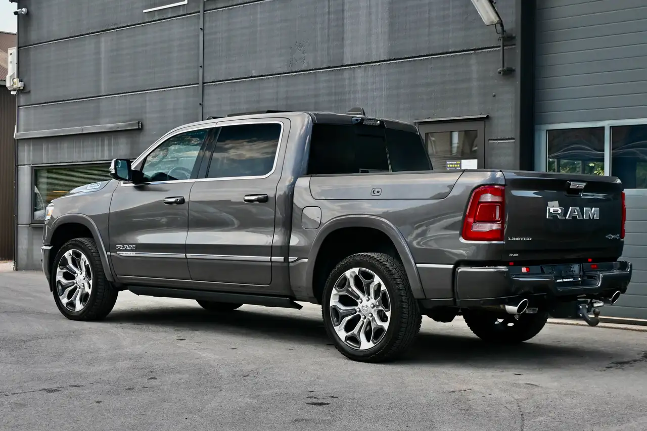 Dodge RAM 2022 — фото 15