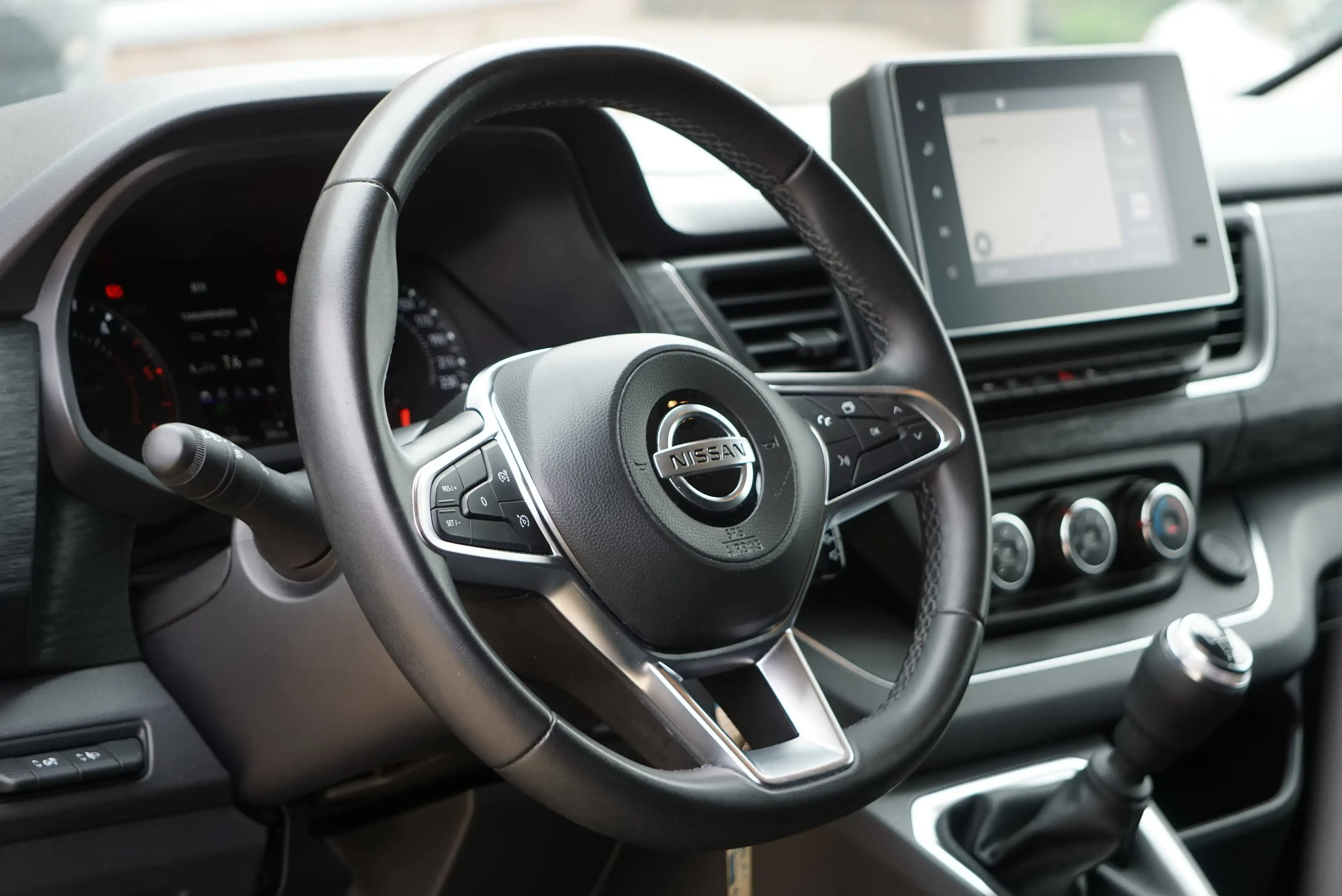 Nissan Primastar 2.0 dCi L2H1 / 3 PLACES TVA-BTW RECUP DB-CABINE NAVI-CAM — photo 9