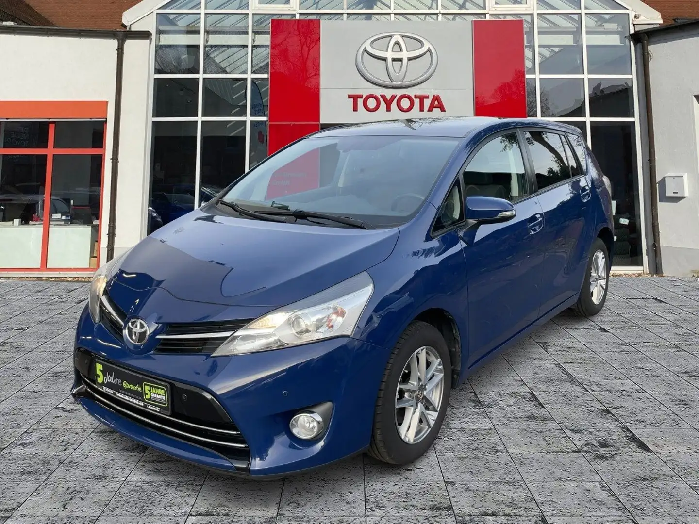 Toyota Verso 1.8 SkyView Edition Navi+Pano+SD Blau - 2