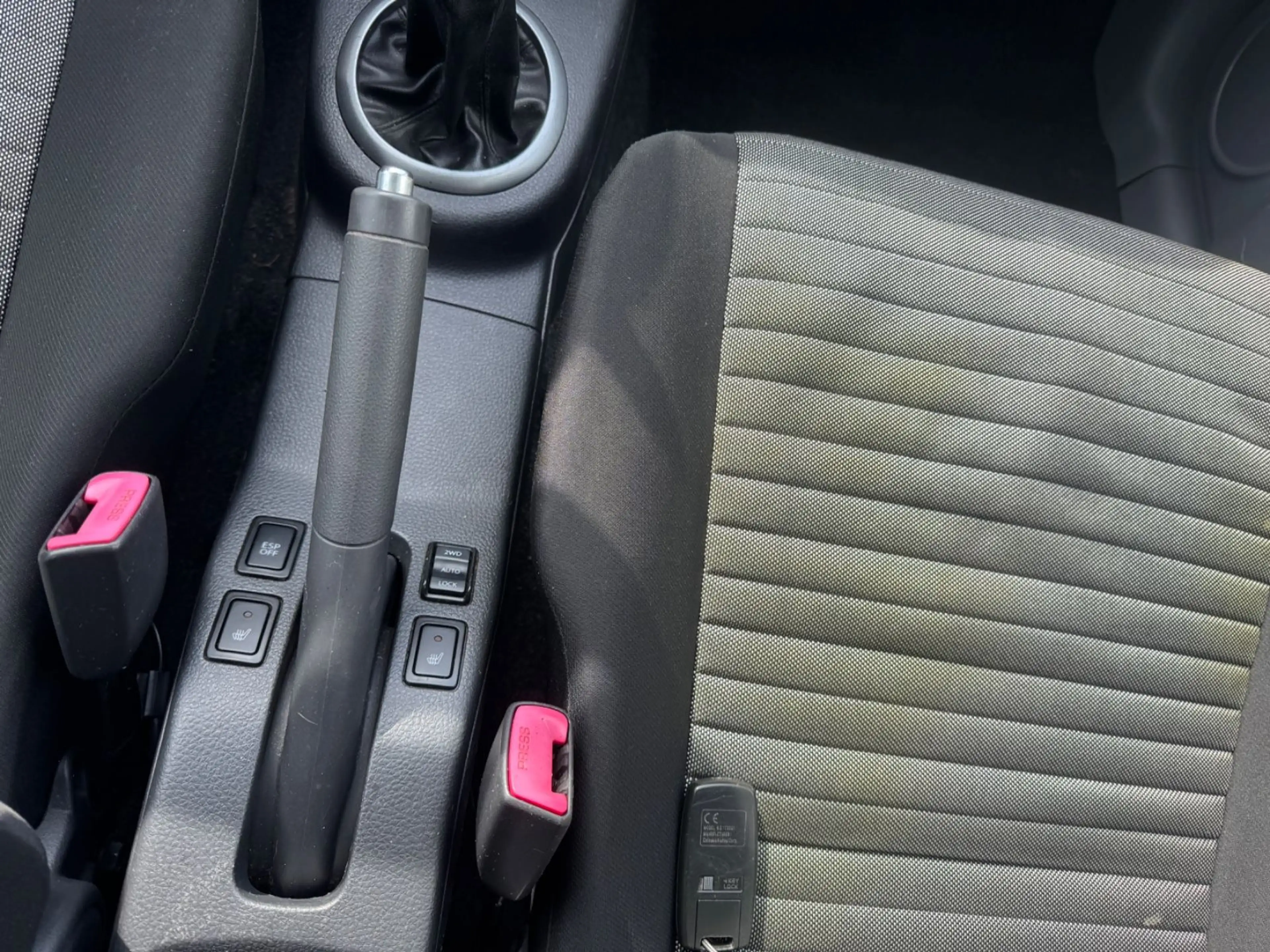 Suzuki SX4 1.6 16V KAT Club 4X4 Tüvneu Anhängerkupplun — photo 18