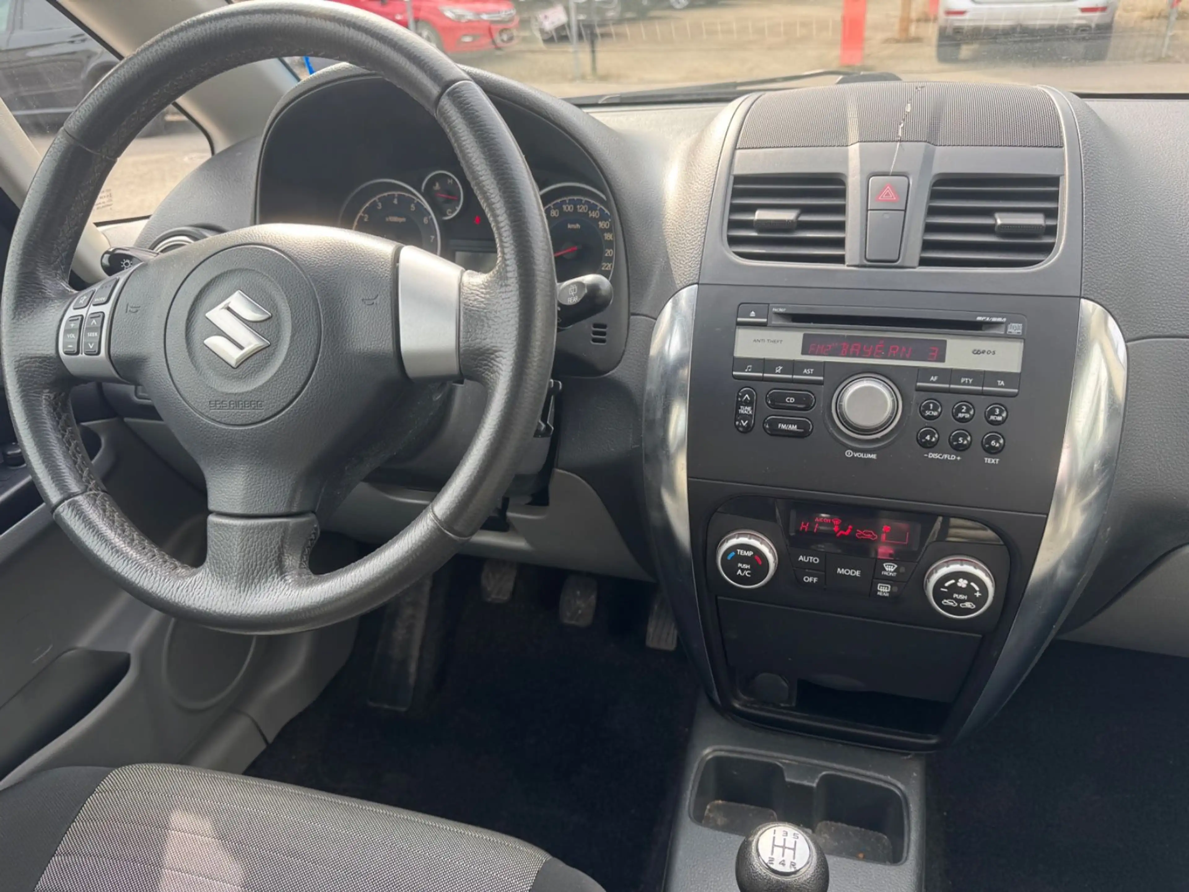 Suzuki SX4 1.6 16V KAT Club 4X4 Tüvneu Anhängerkupplun — photo 17