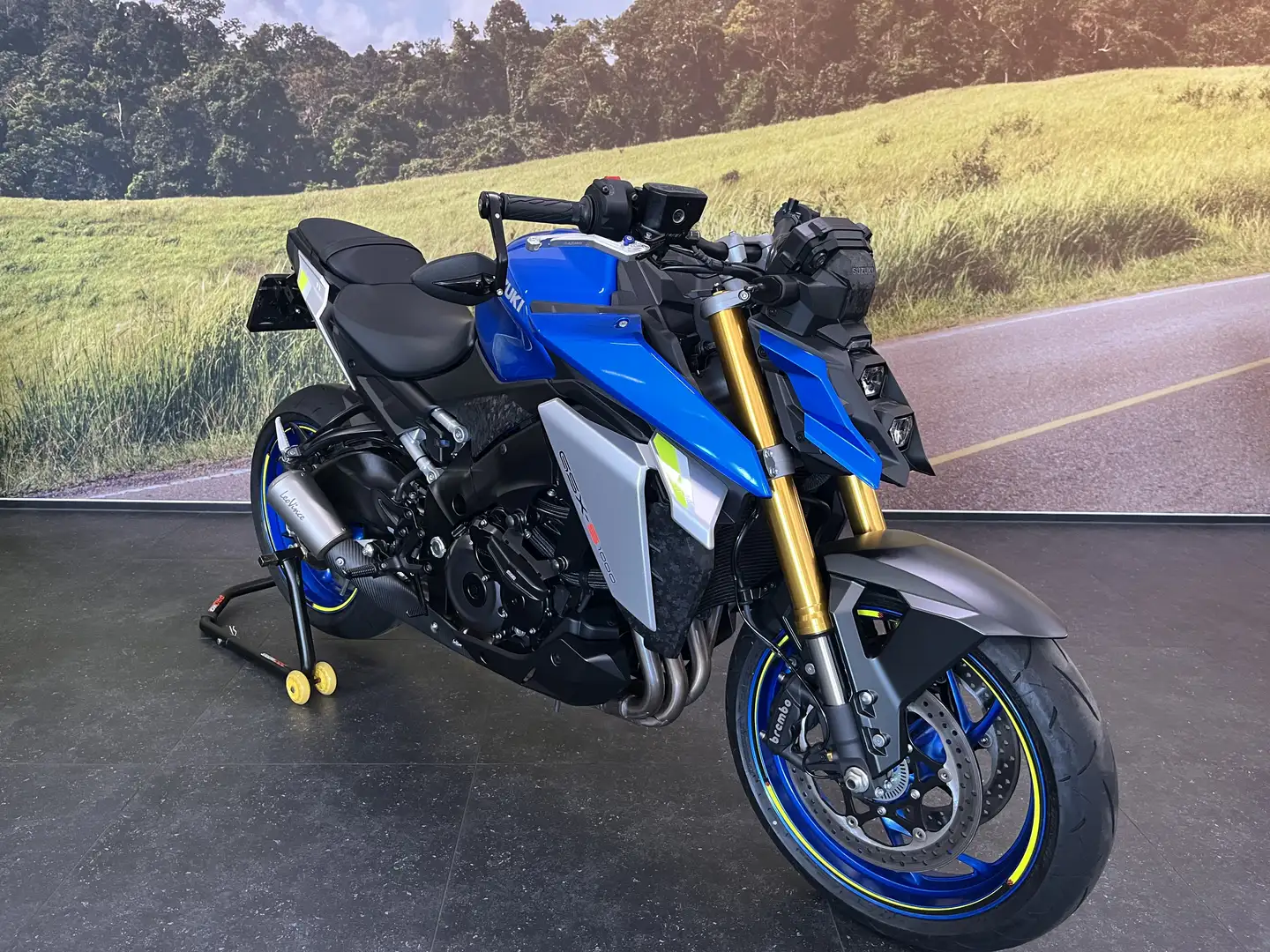 Suzuki GSX-S 1000 Suzuki GSX-S1000 2023 Leovince 6062 Km Nieuwstaat Albastru - 1