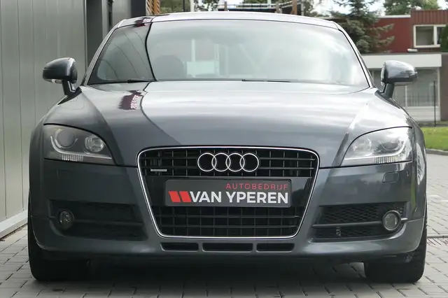 Audi TT view 17