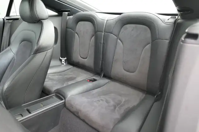 Audi TT view 22