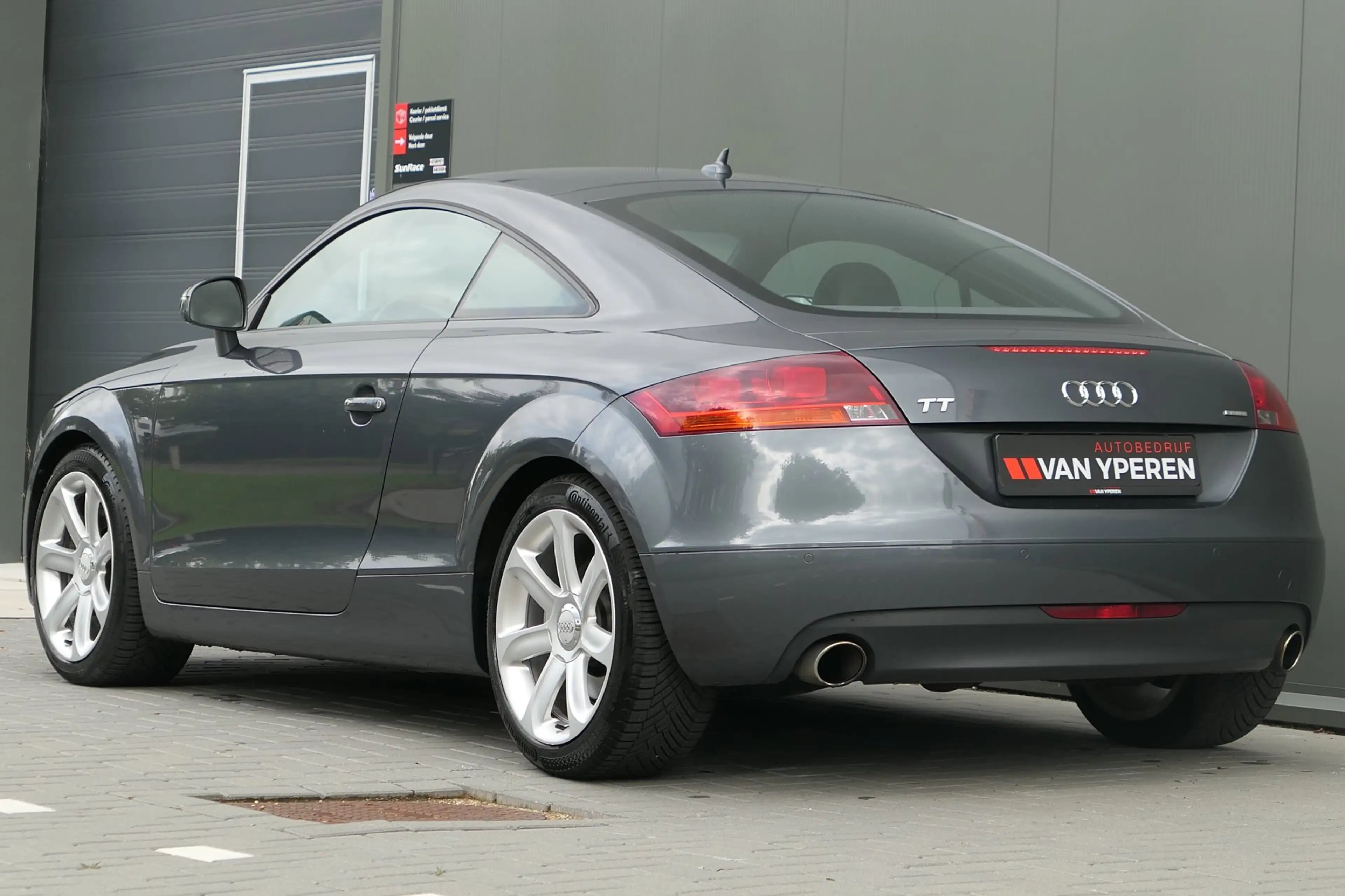 Audi TT 3.2 V6 quattro Pro Line Youngtimer Alcantara BOSE — photo 14