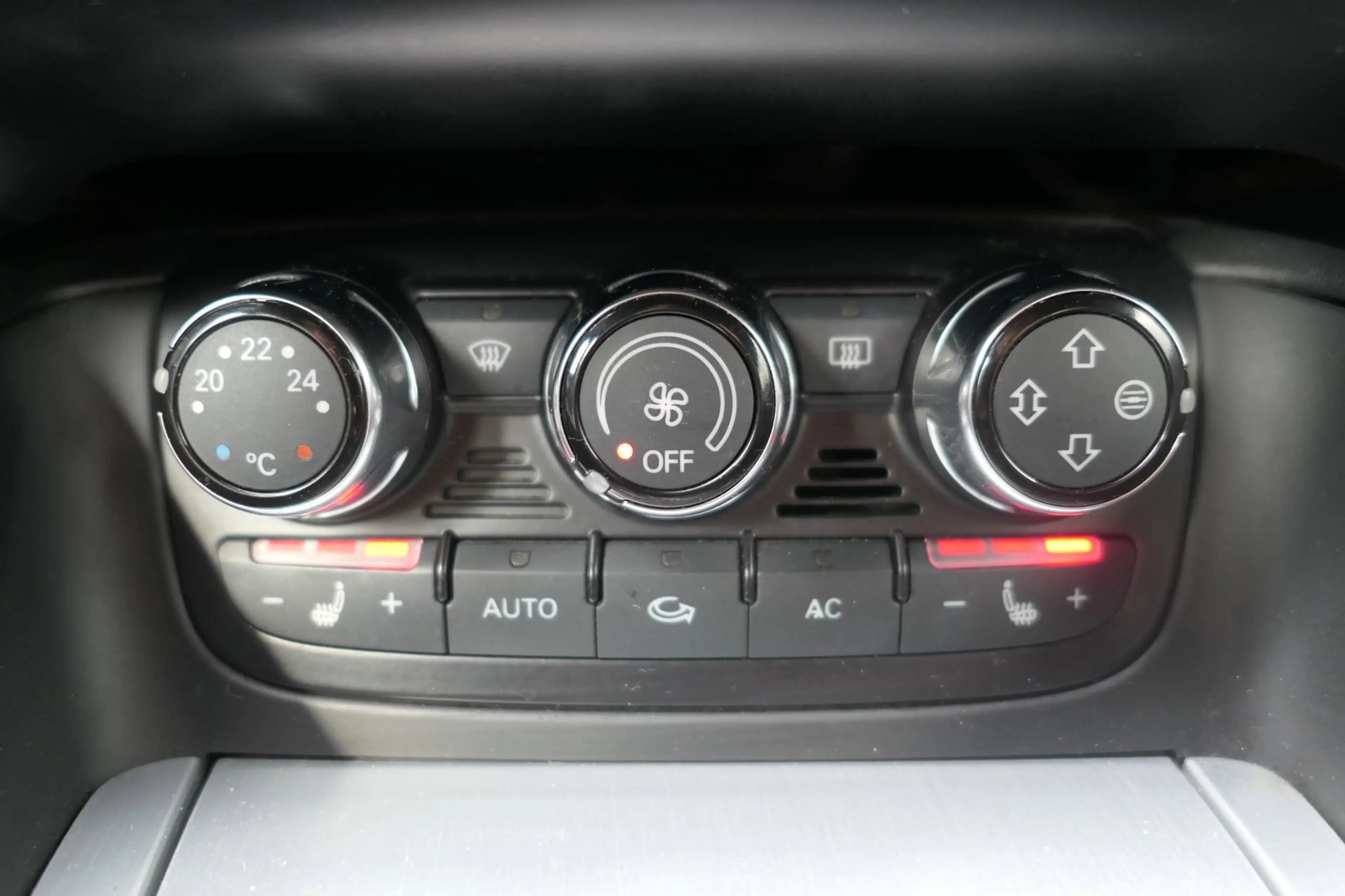 Audi TT 3.2 V6 quattro Pro Line Youngtimer Alcantara BOSE — photo 9