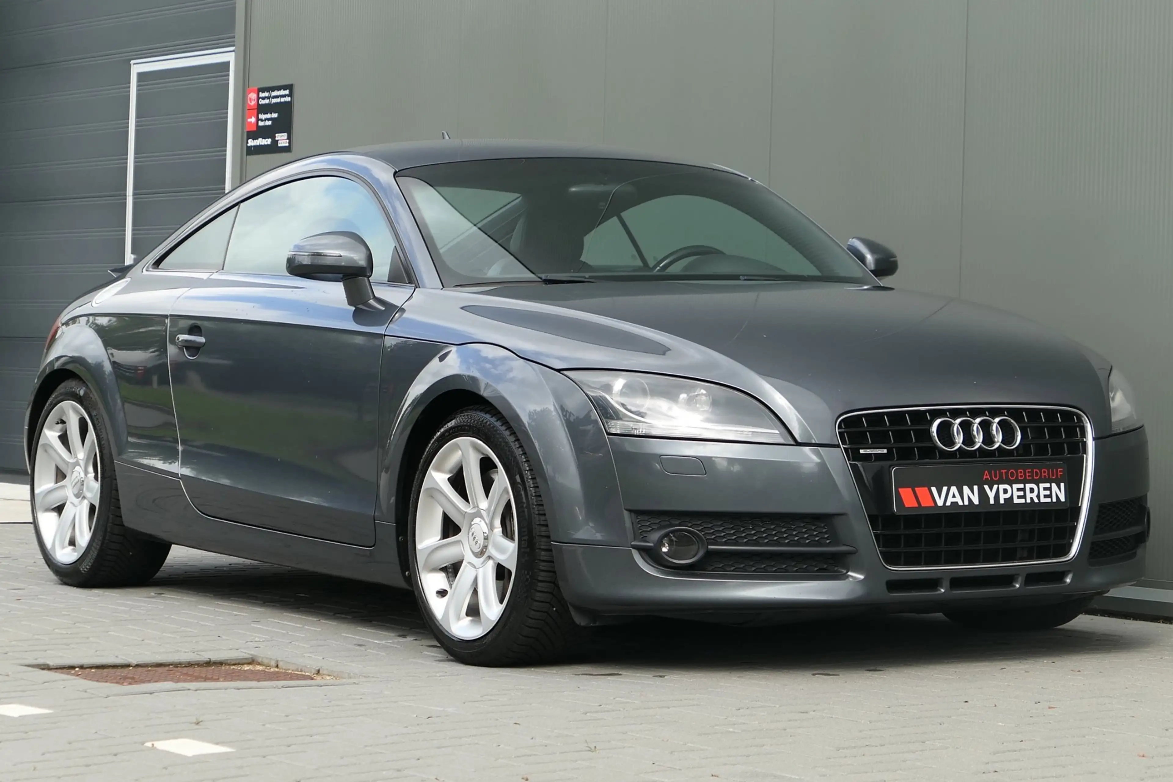 Audi TT 3.2 V6 quattro Pro Line Youngtimer Alcantara BOSE — photo 13