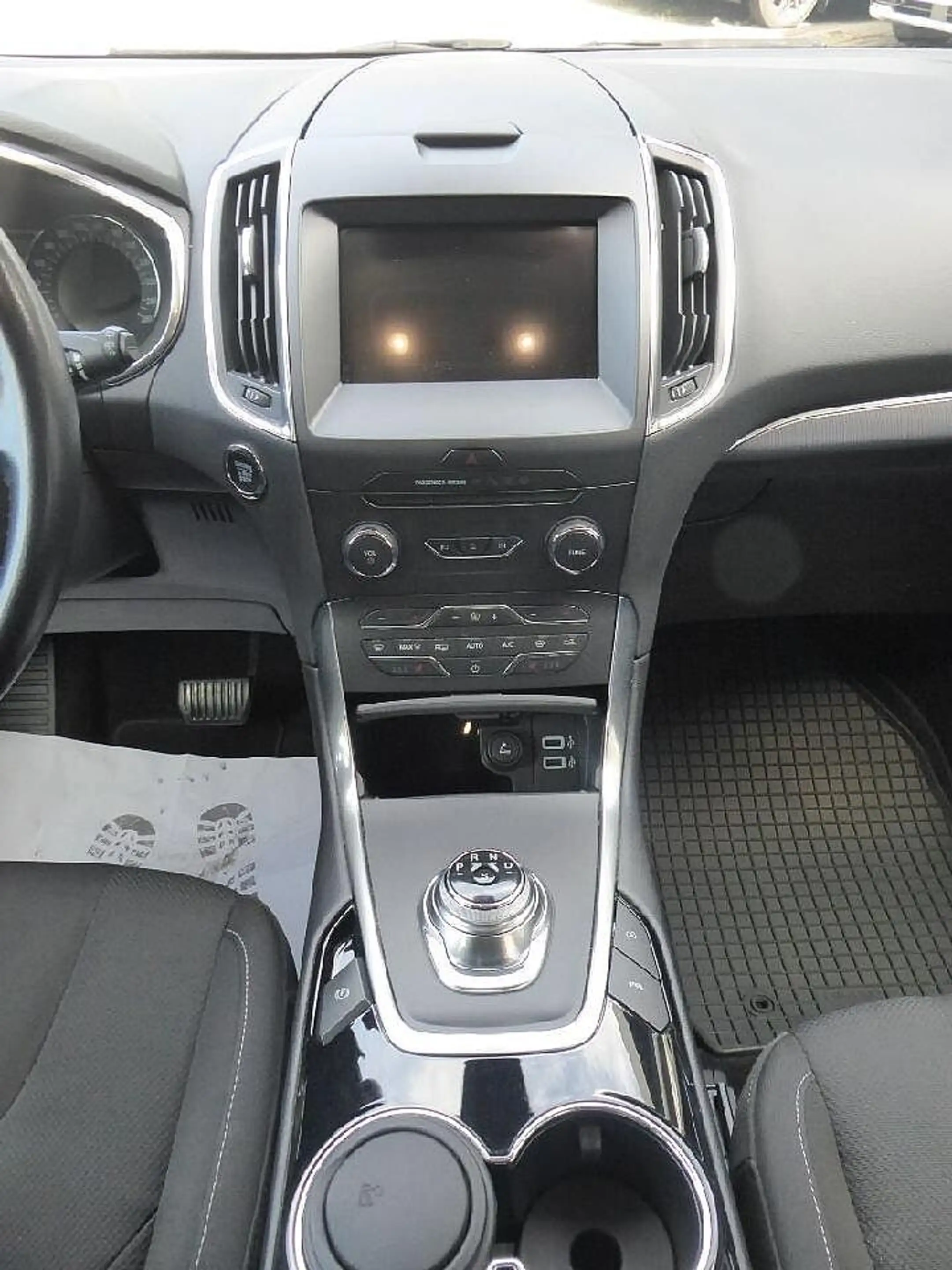 Ford S-Max Titanium,elektr. AHK — photo 14