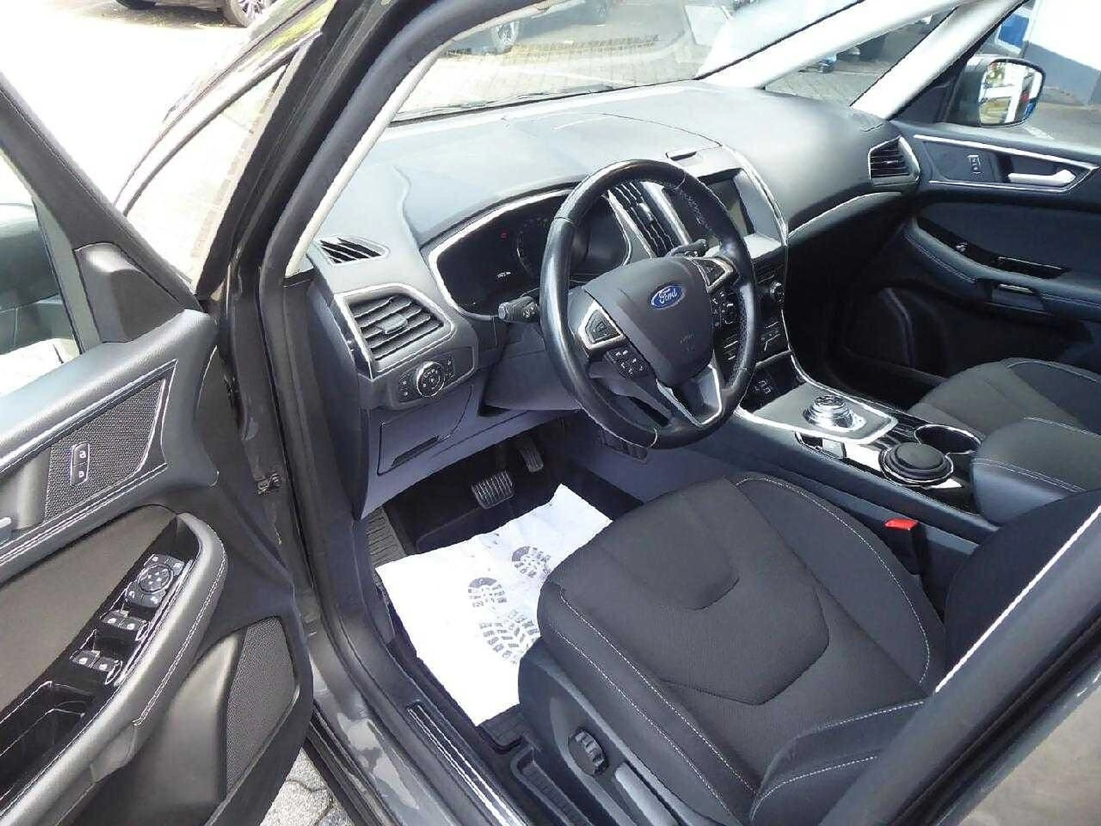 Ford S-Max Titanium,elektr. AHK — photo 6