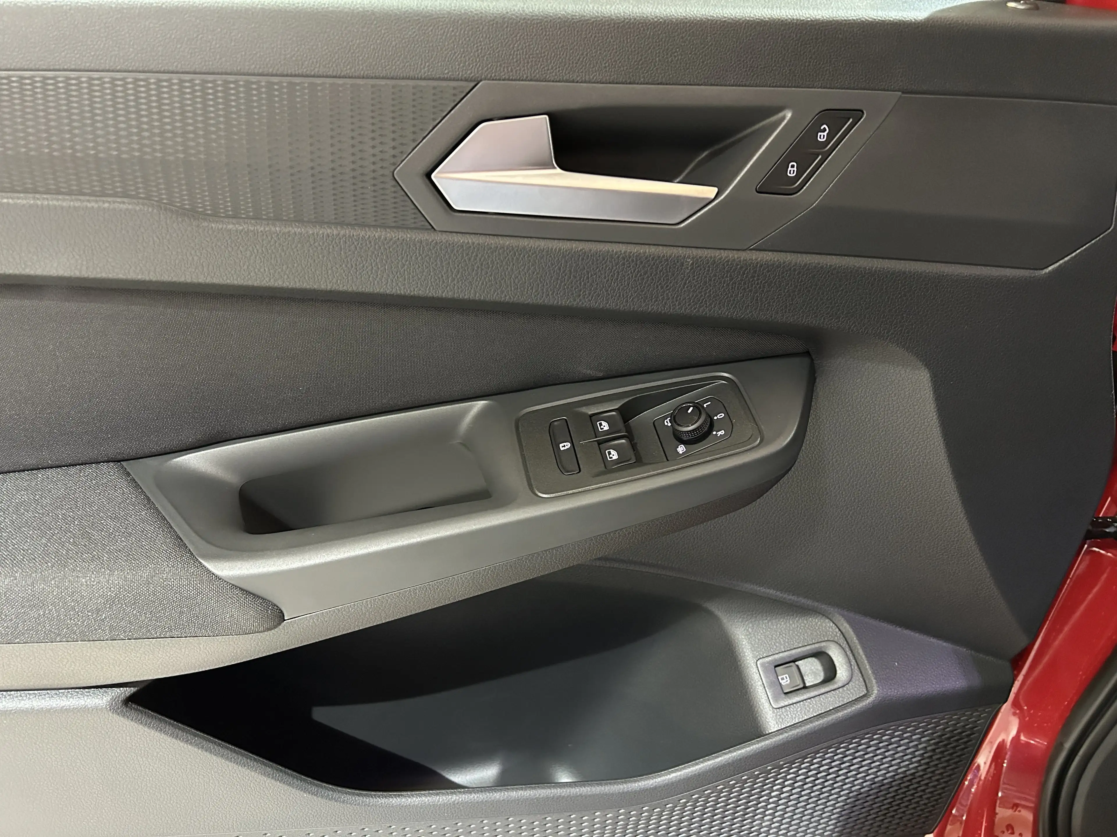 Ford Tourneo Connect Grand Tourneo Connect PHEV Titanium — photo 10