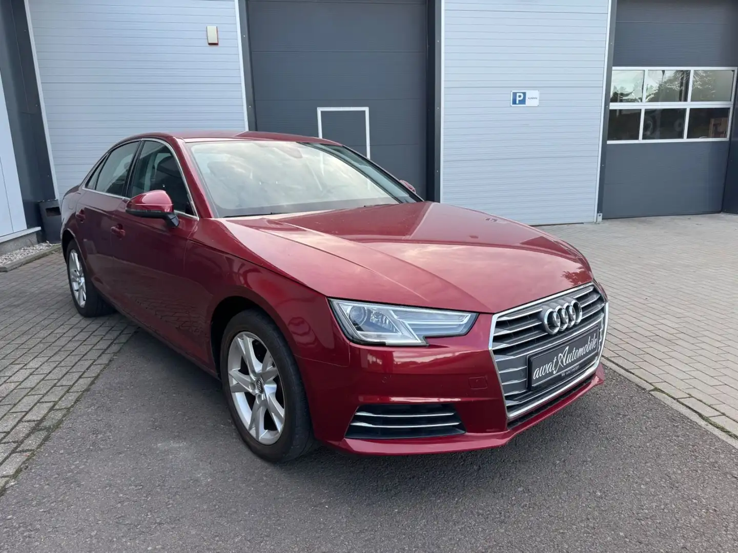 Audi A4 Lim. sport Limo Automatik Rot - 1