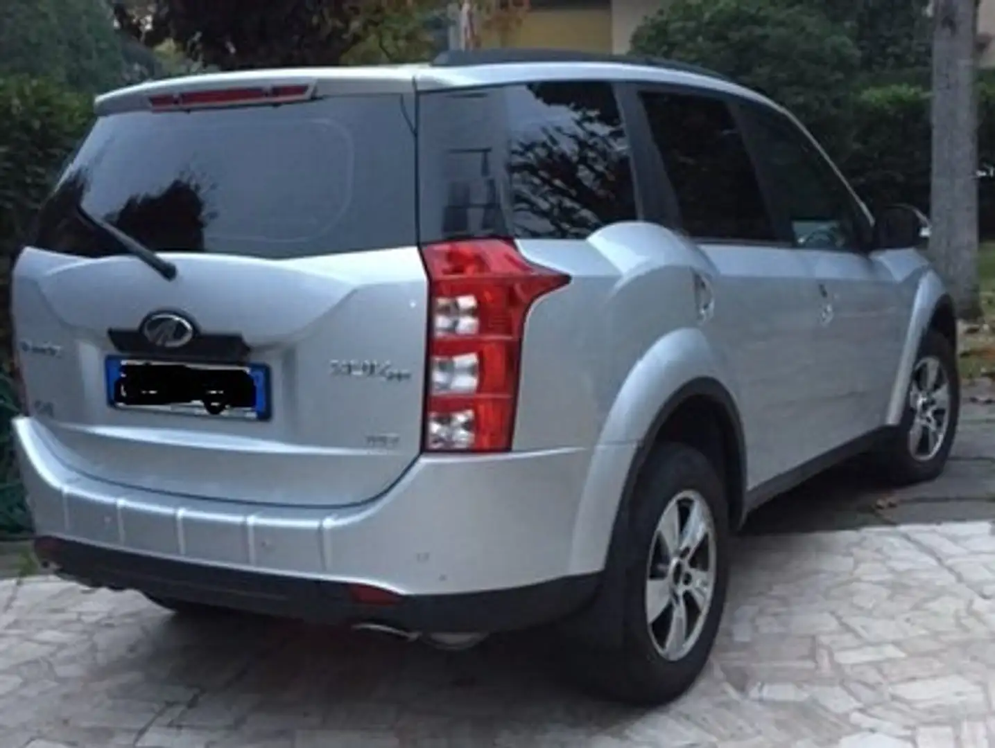 Mahindra XUV500 2.2 16 valvole 140 cv 5posti N1 Grigio - 1